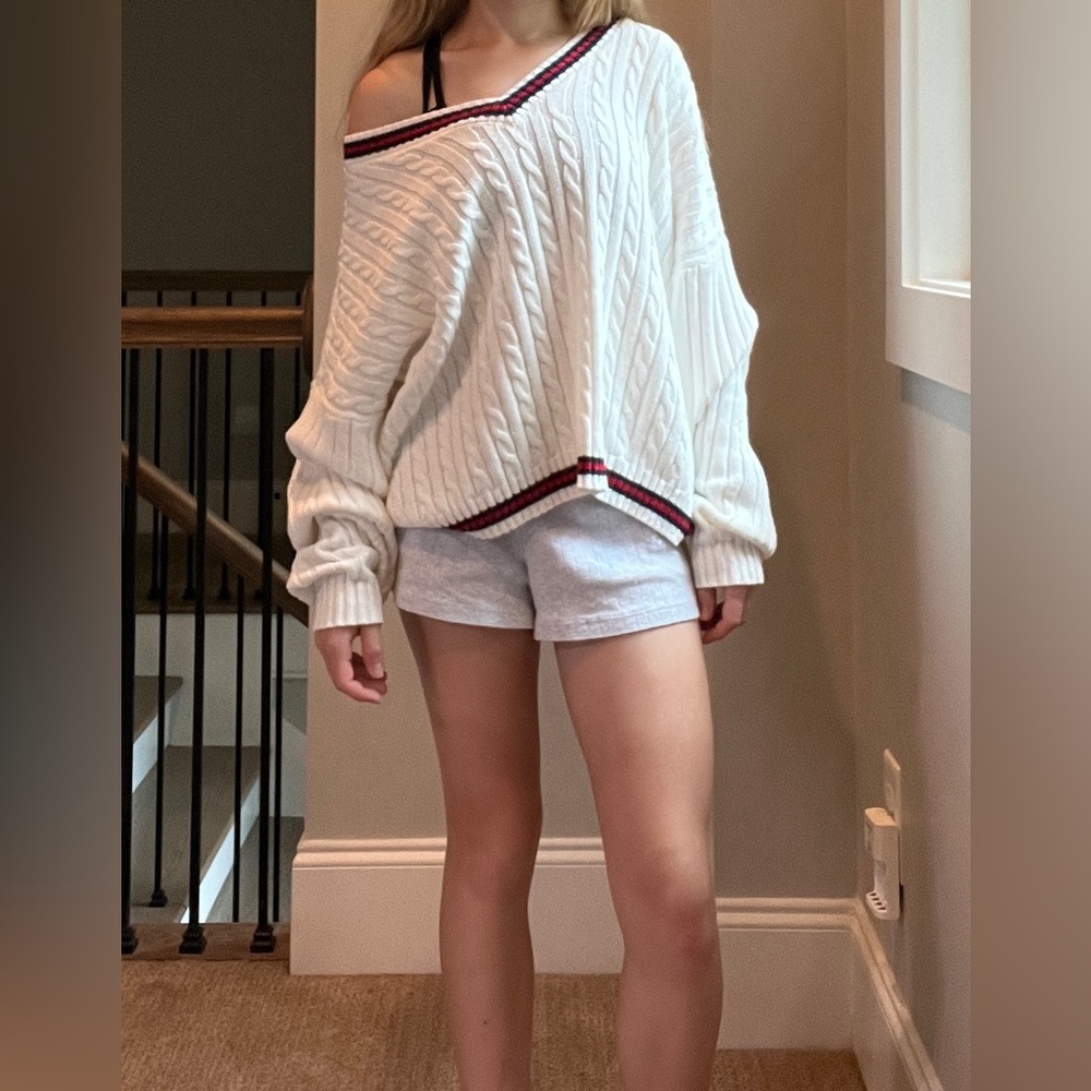 Hollister White Off-the-Shoulder Cable Knit Sweater